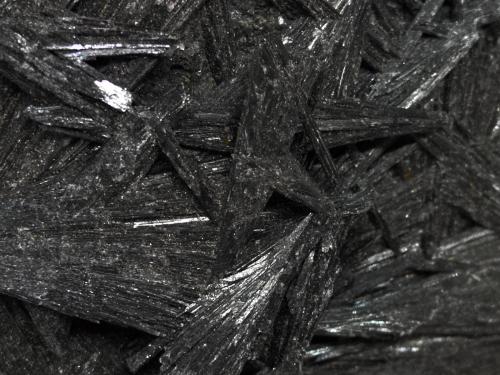 Cianita<br />Ribeirão das Folhas, Minas Novas, Vale do Jequitinhonha, Minas Gerais, Brasil<br />100x60x15 mm.<br /> (Autor: Luis Edmundo Sánchez Roja)