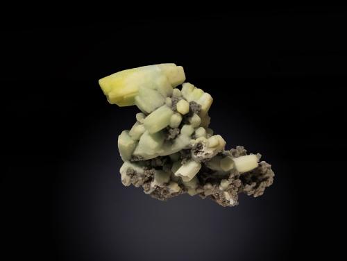 Plumbogummite<br />Zona Yangshuo / Laohu, Montes Haiyang, Prefectura Guilin, Región Autónoma Guangxi Zhuang, China<br />24 mm x 25 mm x 15 mm<br /> (Author: Firmo Espinar)