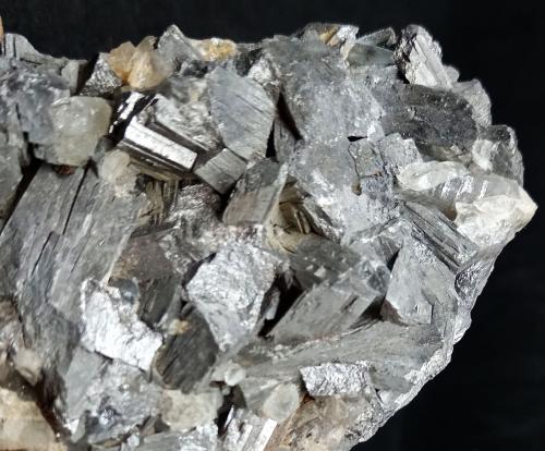 Arsenopirita<br />Mina Ojuela, Mapimí, Municipio Mapimí, Durango, México<br />70x57x46 mm.<br /> (Autor: Luis Edmundo Sánchez Roja)