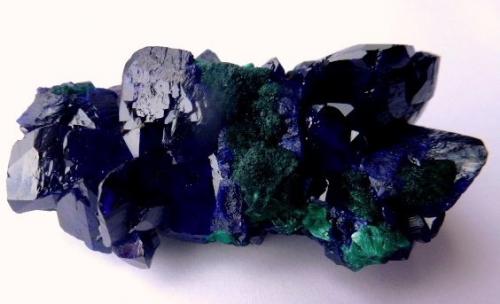 Azurita, Malaquita<br />Mina Milpillas, Cuitaca, Municipio Santa Cruz, Sonora, México<br />5 x 3 cm.<br /> (Autor: javier ruiz martin)