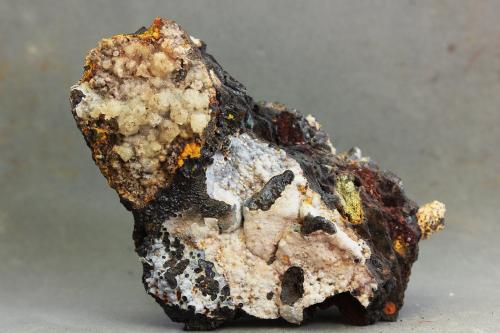 Cerusita<br />Minas de Tharsis, Tharsis, Alosno, Comarca El Andévalo, Huelva, Andalucía, España<br />74x51x29 mm<br /> (Autor: Juan Espino)