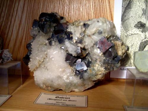 A Bulgarian galena on quartz. (Author: Tobi)