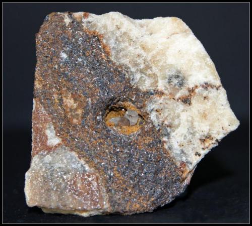 Cerusita
Minas de los Llanos de la Plata - Alhaurín el Grande -  Málaga - Andalucía - España
4 x 4 cm - cristal mayor 3mm (Autor: Mijeño)