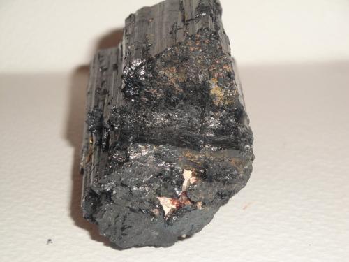 Chorlo (Turmalina)
Mantena, Minas Gerais, Brasil
82mm - 61mm - 42mm
Chorlo, turmalina negra (Autor: Pedro Naranjo)