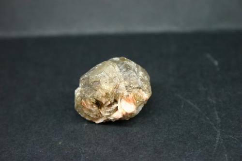 Cerusita
Mibladen, Khenifra, Marruecos
29mm - 21mm - 21mm
Otra vista (Autor: Pedro Naranjo)