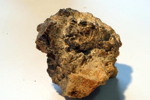 Casiterita<br />Grupo Minero Calabor, Adroso, Calabor, Pedralba de la Pradería, Comarca Sanabria, Zamora, Castilla y León, España<br />Medidas pieza: 7x6,6x4,8 cm<br /> (Autor: Sergio Pequeño)