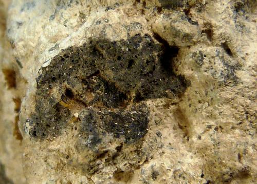 Andesita hidrotermalizada (Bentonita)<br />Carboneras, Comarca Levante Almeriense, Almería, Andalucía, España<br />7 x 7 x 8 cm.<br /> (Autor: Felipe Abolafia)