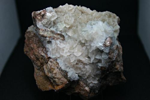 Calcita<br />Mina de San Salvador, Aldea Moret, Cáceres ciudad, Comarca de Cáceres, Cáceres, Extremadura, España<br />93mm - 71mm - 55mm<br /> (Autor: Pedro Naranjo)