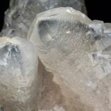Calcite with inclusionsMatlock, Derbyshire, Inglaterra / Reino UnidoMain crystal size: 7 × 4 cm (Author: Jordi Fabre)