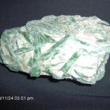 Actinolite on Talc
11cm x 7 cm
Lake Wenatchee, Chelan Cty, Washingon, USA (Author: Linda Smith)