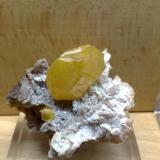 Wulfenite
Touissit, Oujda, Morocco
Cristal 2 cm. (Author: Enrique Llorens)