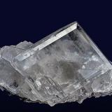 Calcite
Minerva No. 1 Mine, Cave-in-Rock, Hardin Co., Illinois, USA
7.2 x 4.9 cm (Author: am mizunaka)