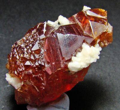Esfalerita<br />Áliva Mine (Las Mánforas Mine), Áliva mining area, Camaleño, Comarca Liébana, Cantabria, Spain<br />4x2 cm<br /> (Autor: nimfiara)
