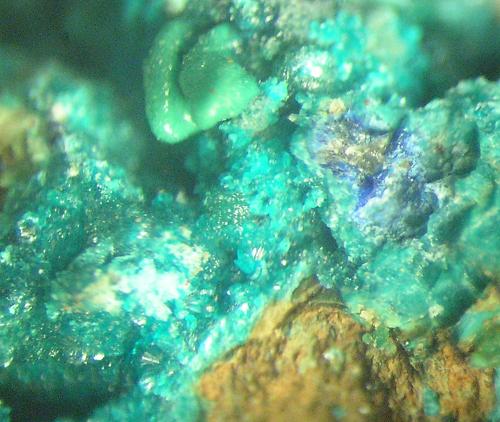 Galena, bayldonita (?)<br />La Amorosa Mine, San Rafael Claim, Villahermosa del Río, Comarca Alto Mijares, Castellón / Castelló, Valencian Community / Comunitat Valenciana, Spain<br />1 x 1 cm. aprox.<br /> (Autor: Adrian Pesudo)