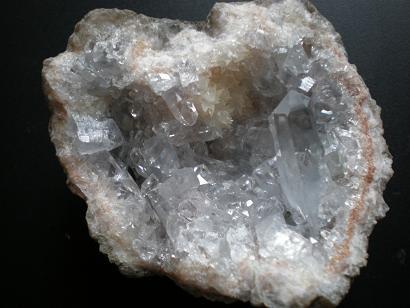 La otra mitad
cristal mayor 2cm 
Celestina Langre Cantabria (Autor: PabloR)