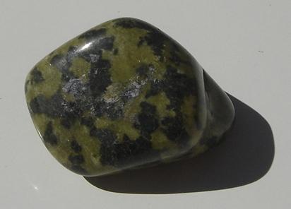 Jadeita (4 cm). Bahia (Autor: Anisio Claudio)