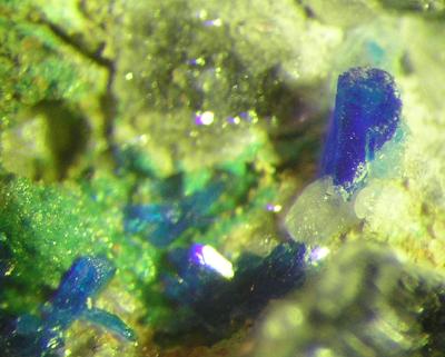 Linarita<br />El Horcajo Mines, El Horcajo, Almodóvar del Campo, Comarca Campo de Calatrava, Ciudad Real, Castilla-La Mancha, Spain<br />Cristal de 1,5 mm.<br /> (Autor: Adrian Pesudo)