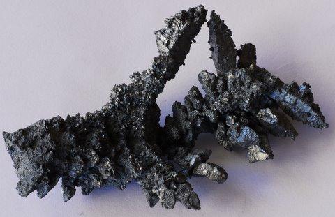 Acanthite 
Imiter, Morocco 
8x4 cm. (Author: Enrique Llorens)