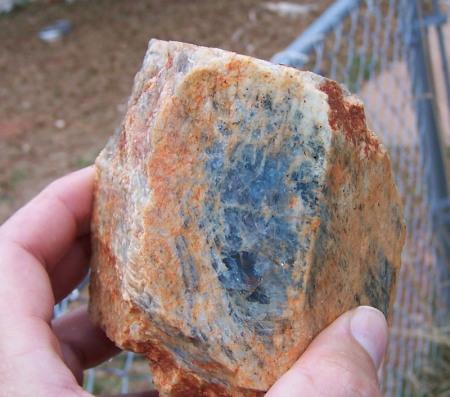 Here is one we found 2 weeks ago.  it has a real bad dirt staining on it which I can only guess measn it was close to the surface or contact zone of the peg..notice the blue facet area on it (Author: Jason)