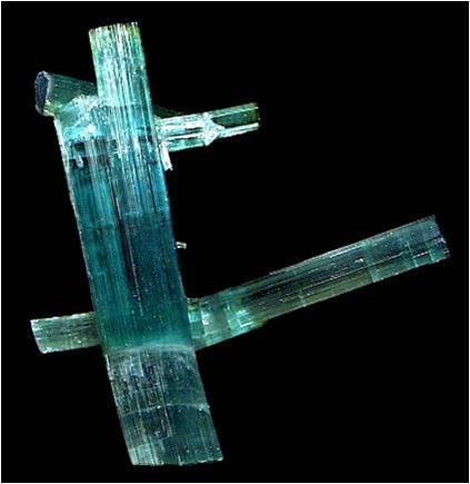 Blue green tourmaline cluster from Pederneria, Brazil. 6 x 6 x 2 cm and weighs 30 grams (Author: VRigatti)