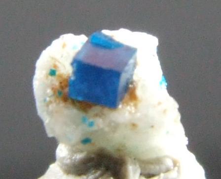 Boleite on Anglesite, 4 x 4 x 2 mm El Boleo, Santa Rosalia, Baja California, Mexico (Author: nurbo)