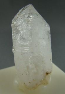 Quartz
Kapaa Quarry
Kailua, Oahu, Hawaii
2.0cm x 4.2cm (Author: rweaver)