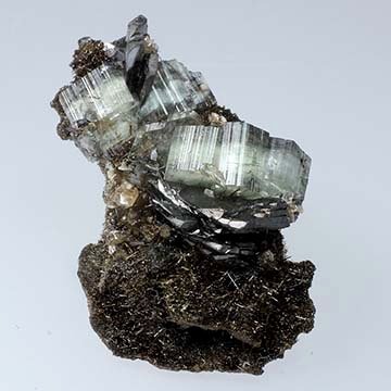 Fluorapatite, Muscovite, Ferberite, Dravite<br />Minas da Panasqueira, Aldeia de São Francisco de Assis, Covilhã, Castelo Branco, Cova da Beira, Centro, Portugal<br />4.6 cm<br /> (Author: Nunzio)