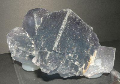 Fluorite. La Viesca Mine. La Collada. Asturias. Spain. 13 cm. Crystal 6 cm. (Author: nimfiara)