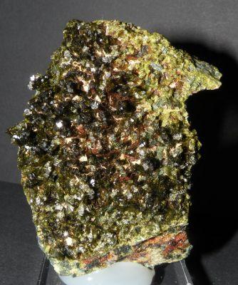 Epidote. Tremp. Lleida. Cataluña. Spain. 15 cm (Author: nimfiara)