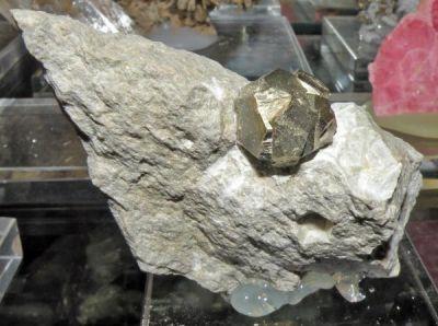 Pyrite. Ambasaguas Quarry. La Rioja. Spain. 7 cm (Author: nimfiara)