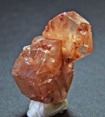 Aragonite. Minglanilla. Cuenca. Spain. 3 cm. (Author: nimfiara)