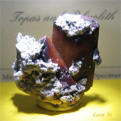 Topaz
Hacienda Rivera near Hidalgo, Durango, Mexico
2,8 x 3.0 x 1,5 cm
Topaz on rhyolite (Author: Leon56)