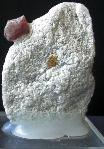 ESPINELA ROSA Sierra de Mijas -Malaga -5.5cm x 4cm cristal 12mm (fluorescente) (Autor: Mijeño)