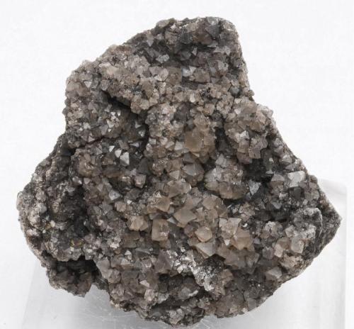 Senarmontita - Djebel Hamminate - Ain Beida - Constantina - Algeria - 4,9 x 4,5 x 2,2 (Autor: Martí Rafel)