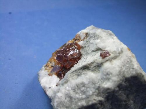 Esfalerita pieza 6x6cm cristal 1cm mina las Manforas Aliva picos de Europa Cantabria (Autor: Nieves)