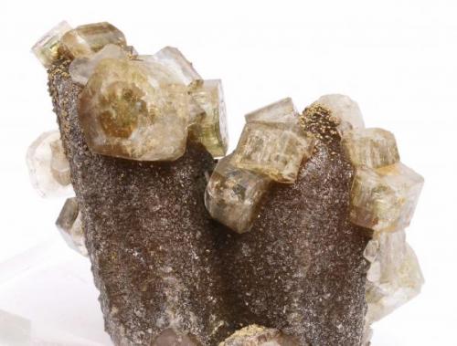 Fluorapatito , Pirita , Mica y Cuarzo- Minas da Panasqueira - Nivel 2 - Barroca Grande - Covilha - Castelo Branco - Portugal - 7,2 x 5,2 x 3,0 (Autor: Martí Rafel)