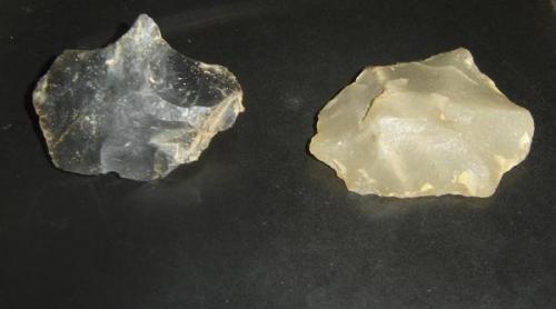Núcleos de sílex (objetos arqueológicos) (6cm). Pontevila, Formiga, Minas Gerais- Brasil (Autor: Anisio Claudio)