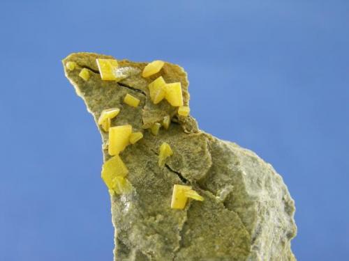 Wulfenita
Mina del Pantano de Quentar - Tajo del Castillejo - Quentar - Granada - Andalucía - España
3.3 x 2 cm (Autor: Diego Navarro)