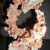 cobre nativo. Michigan, USA. 13 cm x 8 cm (Autor: Jordi Fabre)