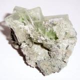 Fluorita. 6.5 cm x 4.5 cm, China. (Autor: Luis Domínguez)