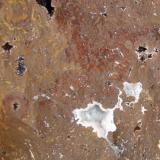 Geodas de cuarzo (1cm) en laterita. Morro das Blas, Formiga, MG- Brasil (Autor: Anisio Claudio)