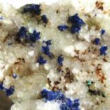 Gold and Quartz
Wright Hardgrave Mine, Kirkland Lake, Ontario, Canada
4cmx4cm
nice colour (Author: derrick)