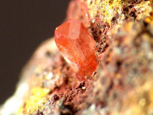 ANGLESITA, murcia cristal de 2 mm.jpg (Autor: josminer)