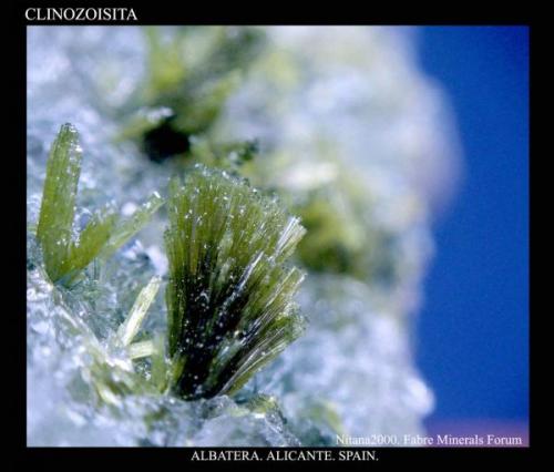 Clinozoisite.jpg (Autor: Juan de Laureano)