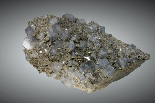 Fluorapatito, cuarzo<br />Minas da Panasqueira, Aldeia de São Francisco de Assis, Covilhã, Castelo Branco, Cova da Beira, Centro, Portugal<br />16 x 12cm<br /> (Autor: Raul Vancouver)