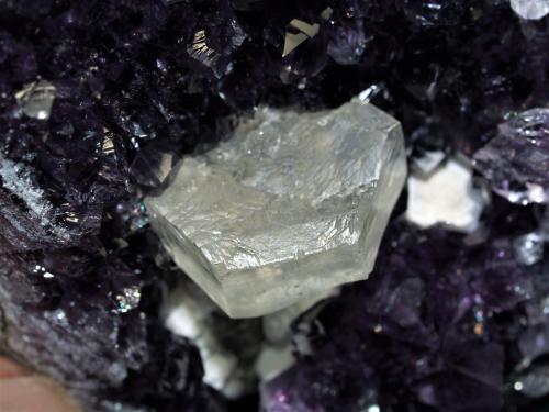 Quartz (variety amethyst) with Calcite<br />Departamento Artigas, Uruguay<br /><br /> (Author: Joseph DOliveira)