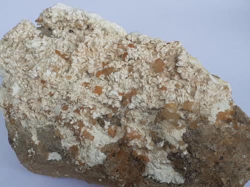 Baryte, Calcite<br />Lead mines, Obernberg am Brenner, Innsbruck-Land District, Tyrol/Tirol, Austria<br />14 x 9 cm<br /> (Author: Volkmar Stingl)