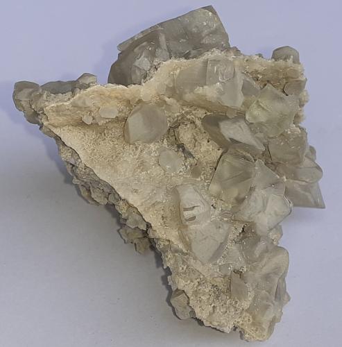 Fluorite, Calcite<br />Lead mines, Obernberg am Brenner, Innsbruck-Land District, Tyrol/Tirol, Austria<br />6 x 5 cm<br /> (Author: Volkmar Stingl)