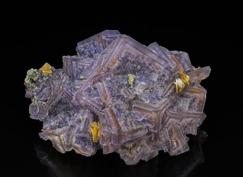 Fluorite, Barite<br />Lead Hill mines, Lead Hill, Cave-in-Rock, Cave-in-Rock Sub District, Hardin County, Illinois, USA<br />13.6 x 10.0 cm<br /> (Author: am mizunaka)