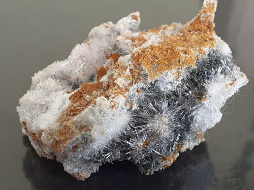 Aragonite<br />Maria Alm, Hochkönig Massif, St. Johann im Pongau, Hohe Tauern, Salzburg, Austria<br />6,5 x 5 cm<br /> (Author: Volkmar Stingl)